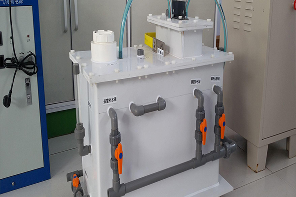 操作次氯酸鈉發(fā)生器的時(shí)候要注意哪些事項(xiàng) 操作次氯酸鈉發(fā)生器的時(shí)候要注意哪些事項(xiàng)